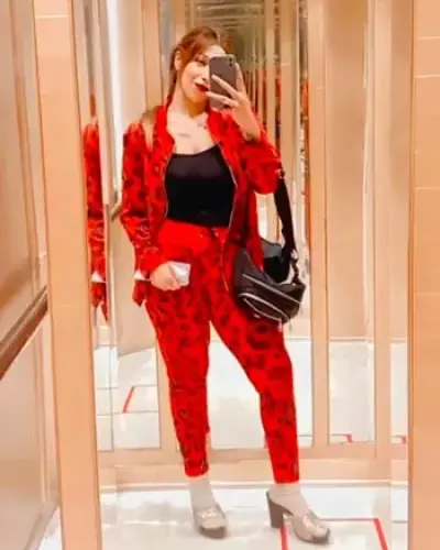 Call Girls Ramsanehighat Cash On Delivery