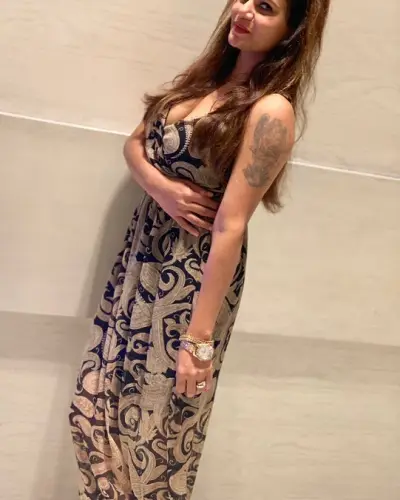 Ramsanehighat Escort
